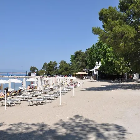 Apartment Lovely Apartment In Crikvenica With Roofed Terrace, Cleaning Included Crikvenica