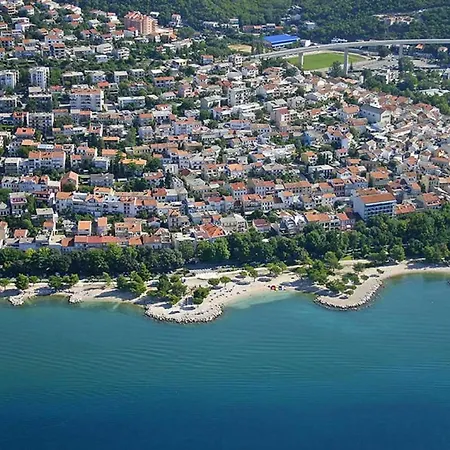 Apartment Lovely Apartment In Crikvenica With Roofed Terrace, Cleaning Included *