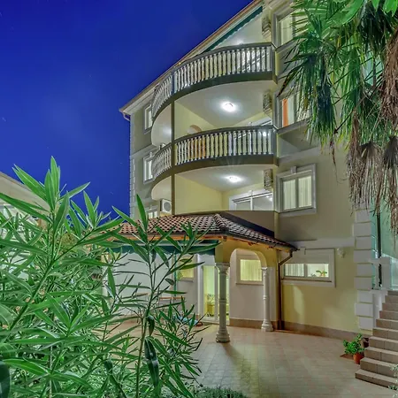 Lovely Apartment In Crikvenica With Roofed Terrace, Cleaning Included *